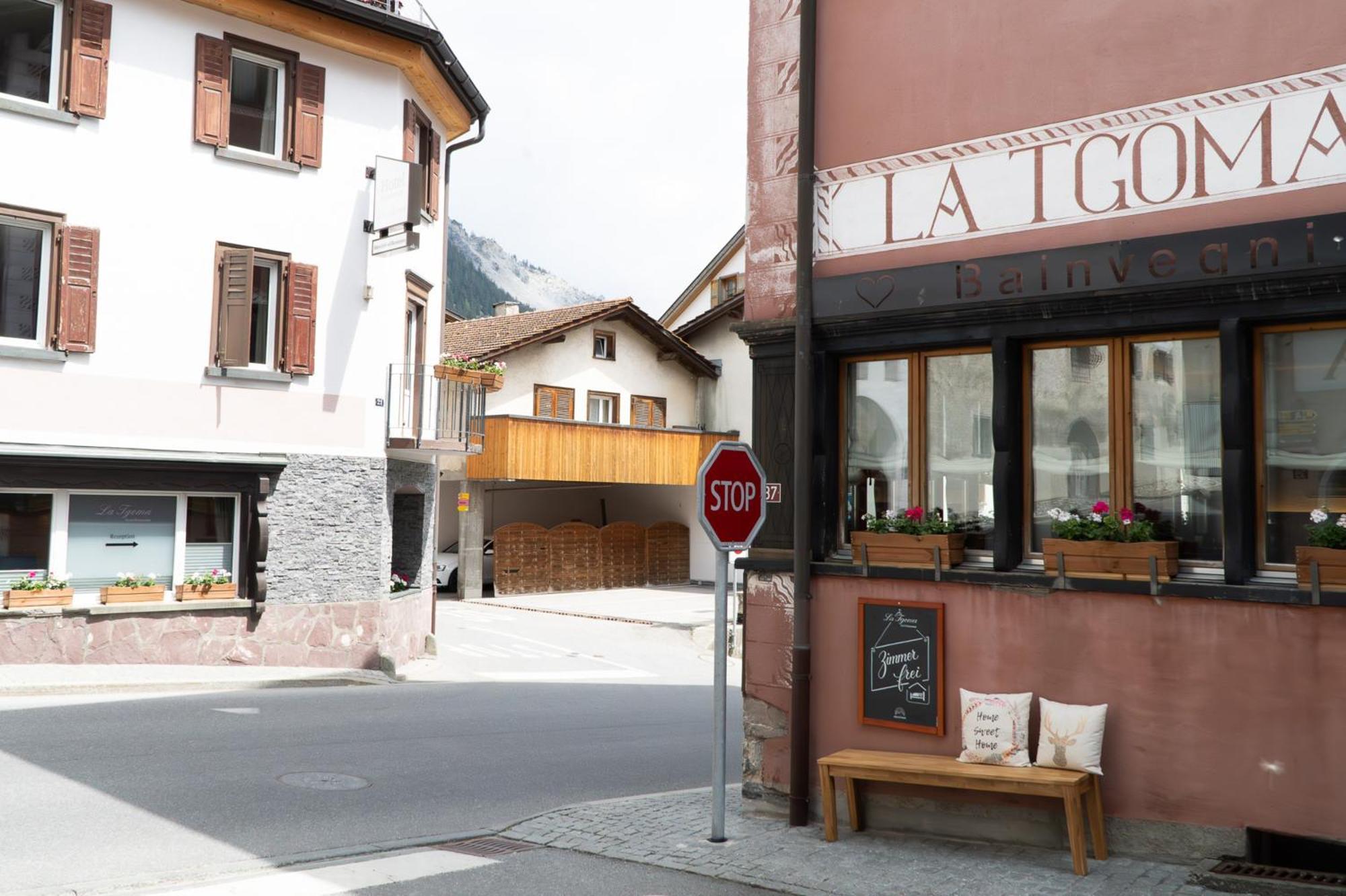La Tgoma - Hotel & Restaurant Lenz Exteriör bild